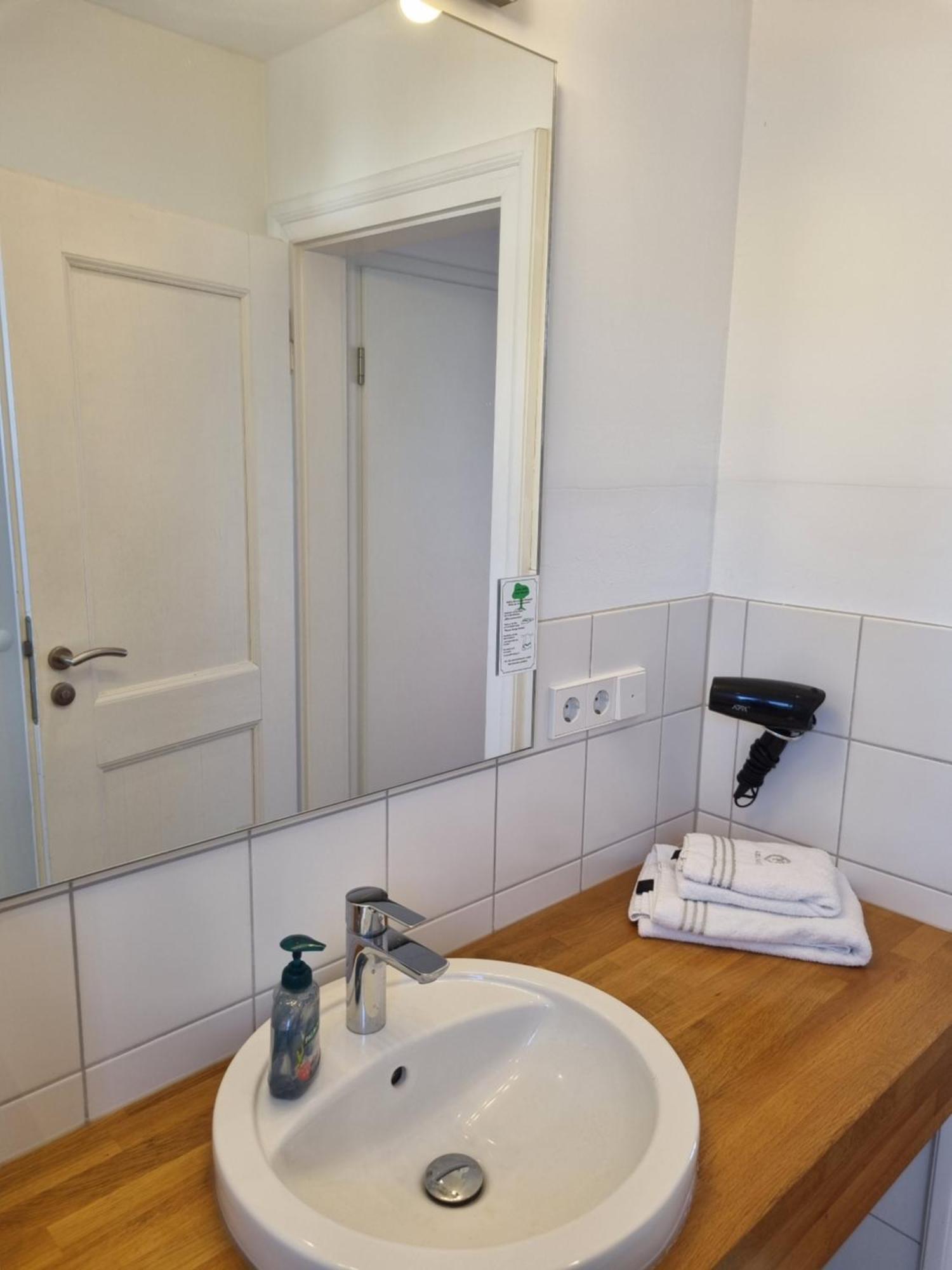 Bms Balance - Natur, Entspannung, King Size Bett, Free Parking, Top Lage, Netflix Wolfsburgo Exterior foto
